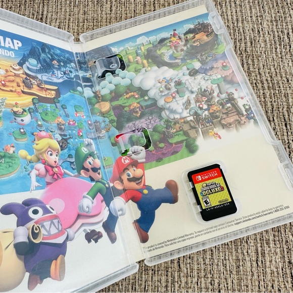 Nintendo Switch New Super Mario Bros. U Deluxe - Multicolor - Picture 2 of 4